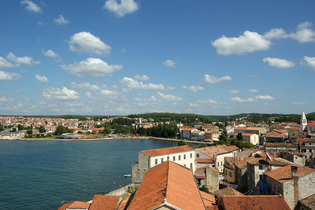 Apartments Mladenka Poreč Eksteriør bilde